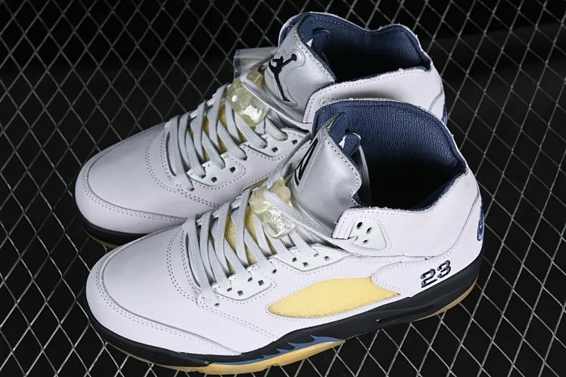 All categories Air Jordan Jordan series basketball shoes Air Jordan 5 A Ma Maniere x Air Jordan 5 Retro "Photon Dust" AJ5 Joe 5 light tooth white joint model FZ5758-004